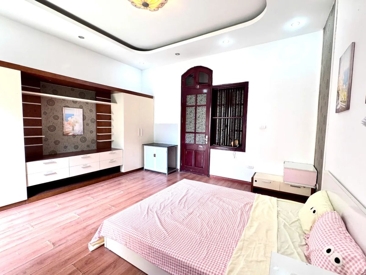Studio tại ngõ 359 âu cơ