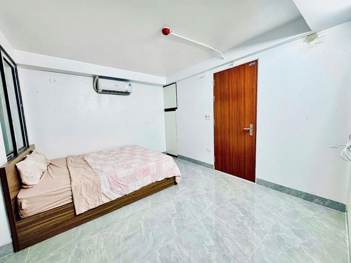 Studio giếng trời ngõ 530 Thuỵ Khuê
