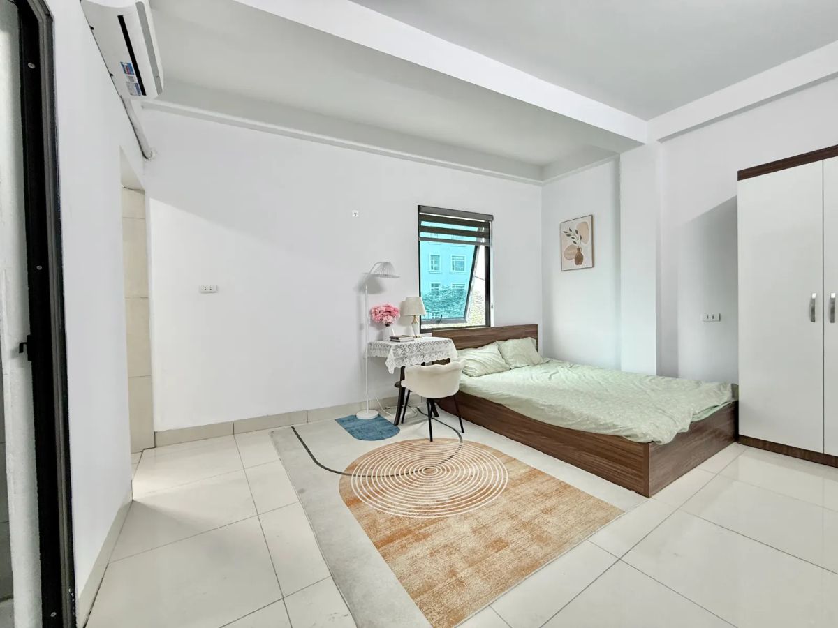 Studio ban công thoáng Trần Cung