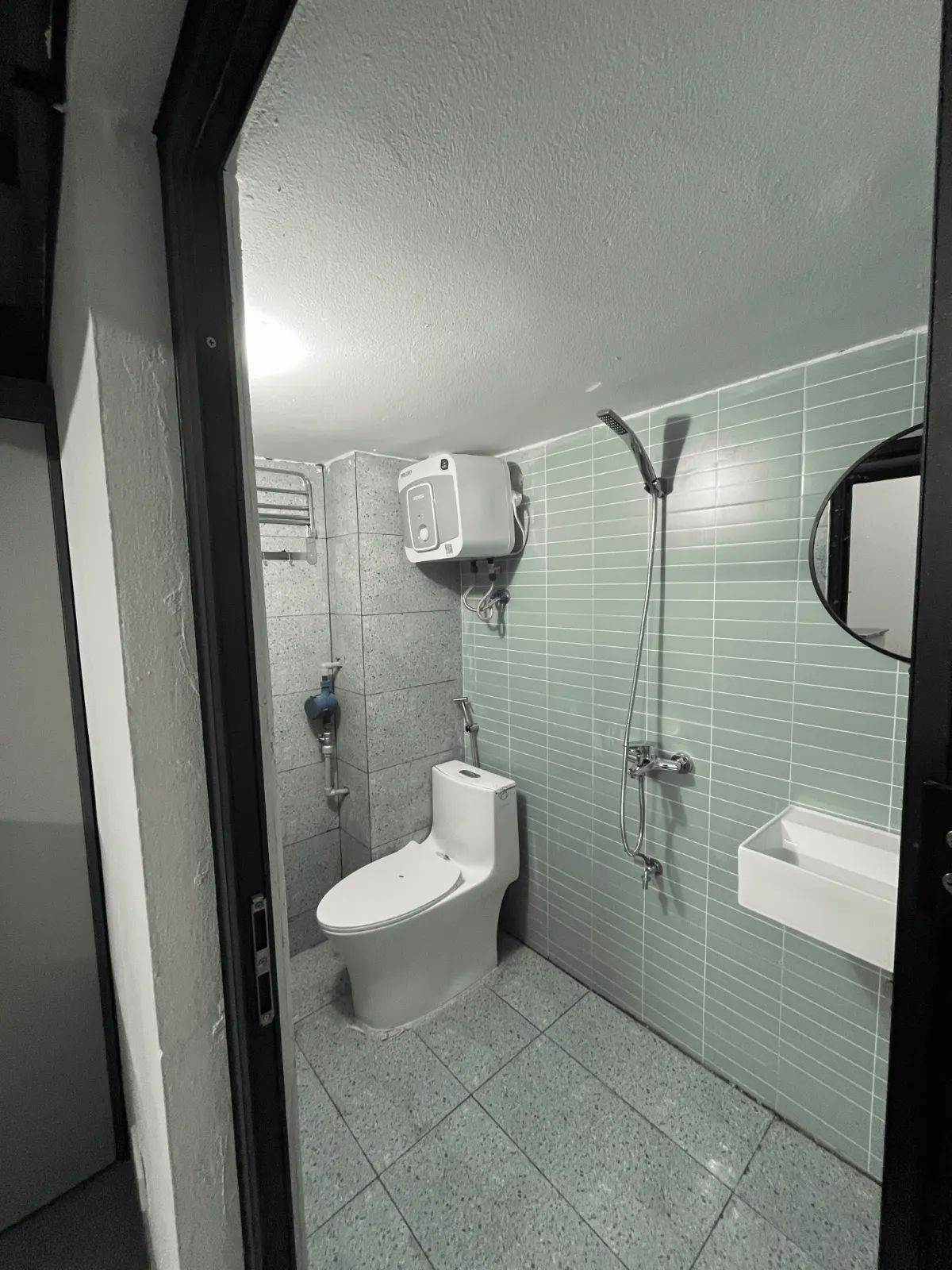 GÁC XÉP RỘNG RÃI Ở NGÕ 58 NGUYỄN KHÁNH TOÀN