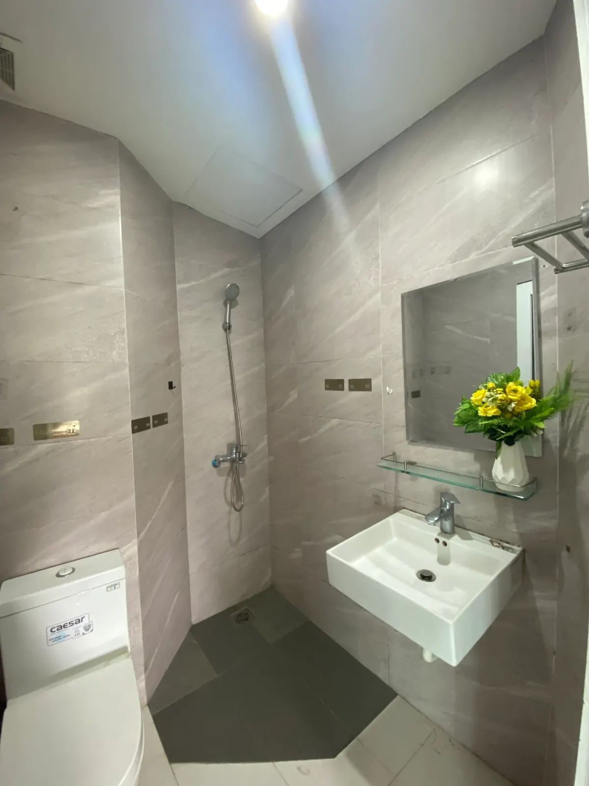 PHÒNG 1N1K RỘNG, ĐẸP - P.XUÂN LA, TÂY HỒ