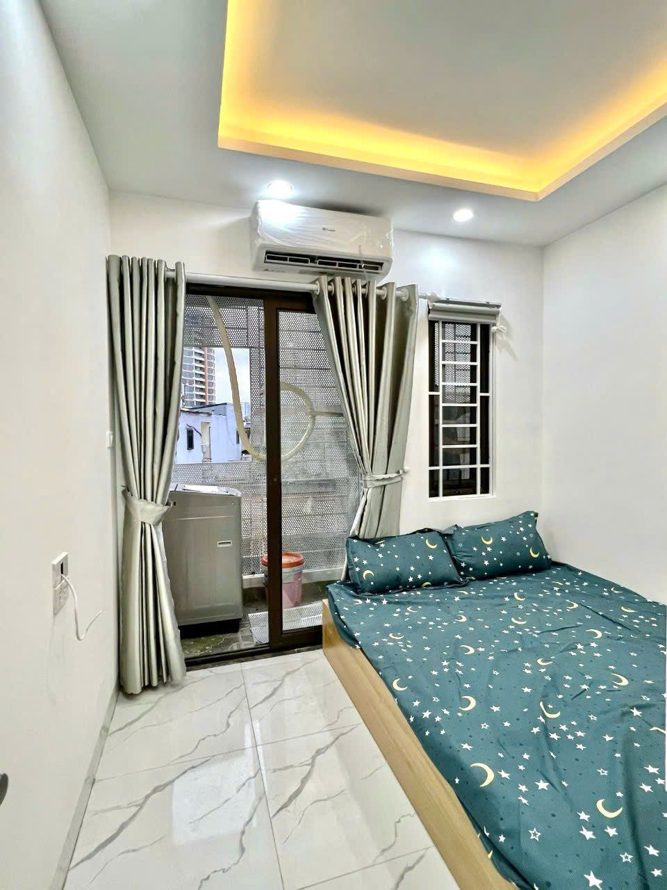 Căn hộ 2N1K full nội thất ngõ 218 Lạc Long Quân