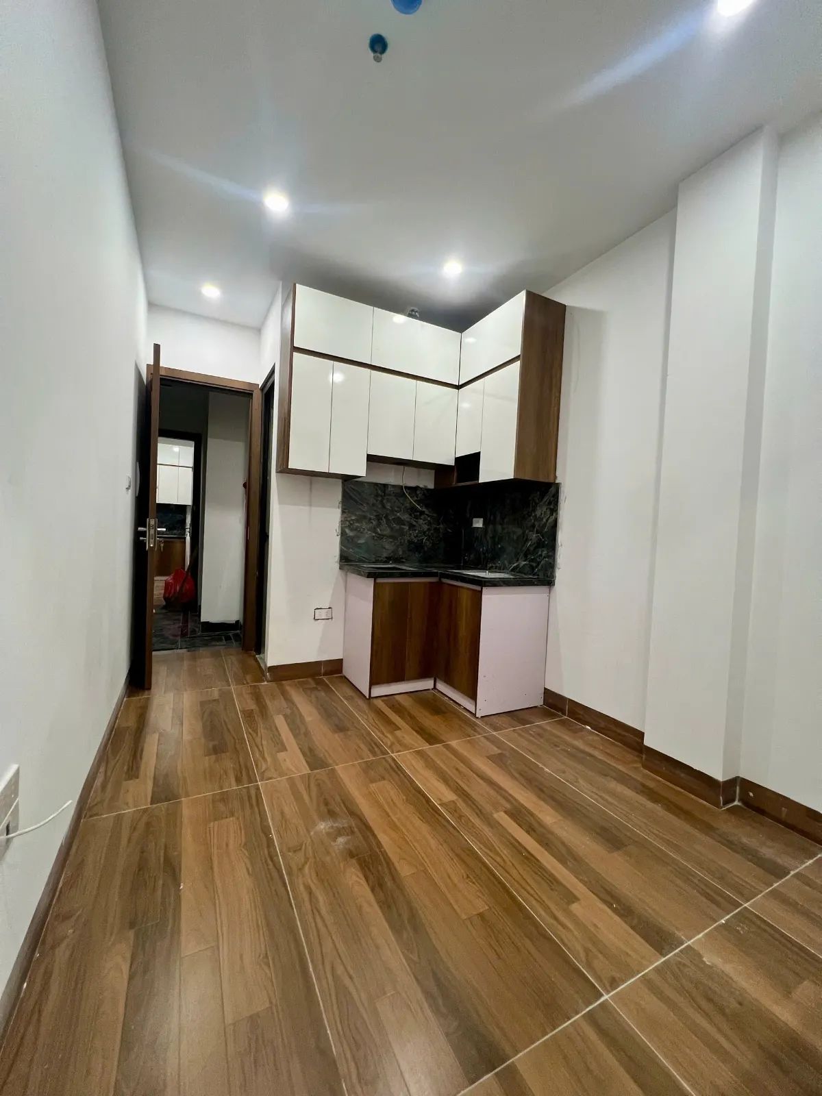 Căn hộ 1N1K full đồ ngõ 139 Nguyễn Ngọc Vũ