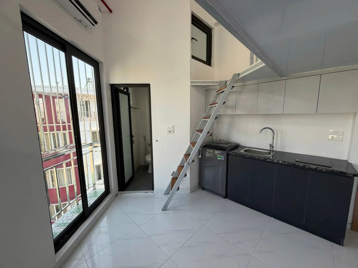 Studio ban công Khu Đấu Giá Phú Lương